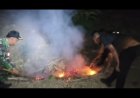 Sigap dan Tanggap, Babinsa Koramil 0804/10 Bersama Warga Padamkan Kebakaran Hutan Jati di Gunung Bancak